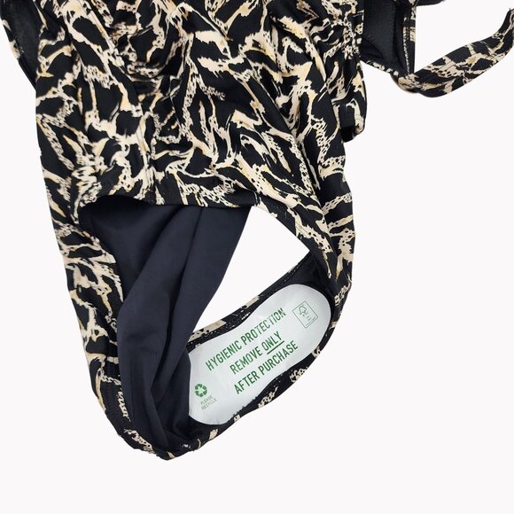Nip Tuck Swim Size 6 Womens Animal Print One Piece Swimsuit Multifit Cup New - Picture 12 of 12